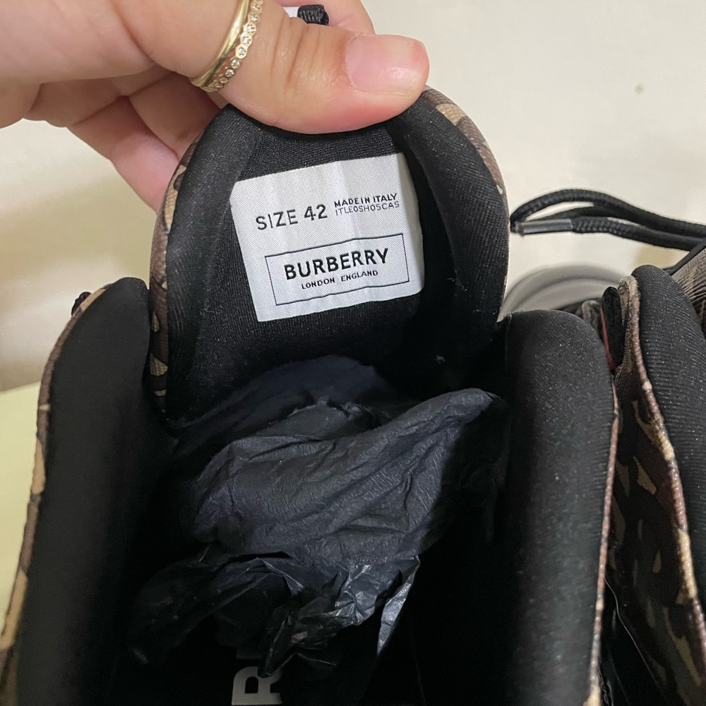 Monogram print Arthur Sneakers - Picture 7 of 11